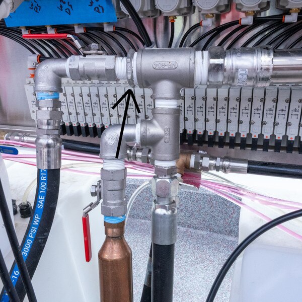 SS reducer bushing 1-1/2" x 1"